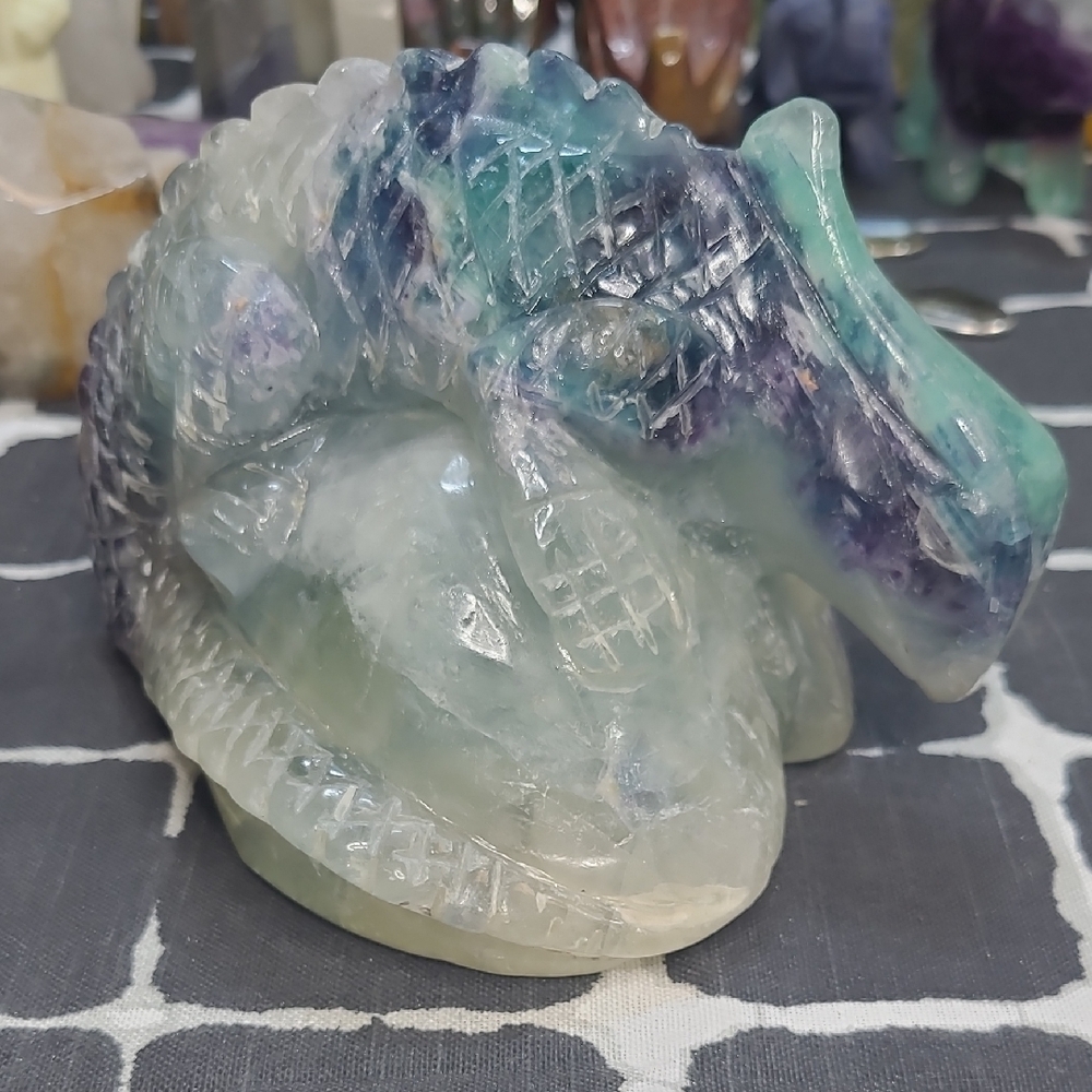 Flourite Lizard Carving